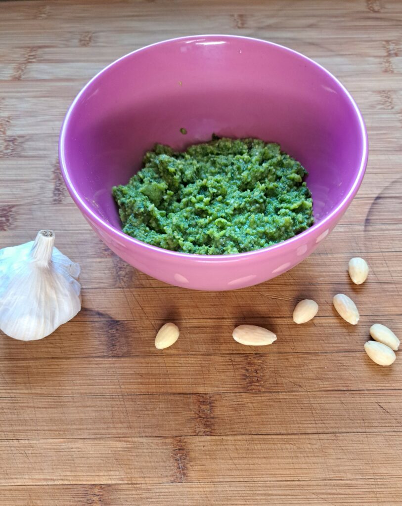 Linguine con pesto alla trapanese – Linguine mit Mandeltomaten-Pesto