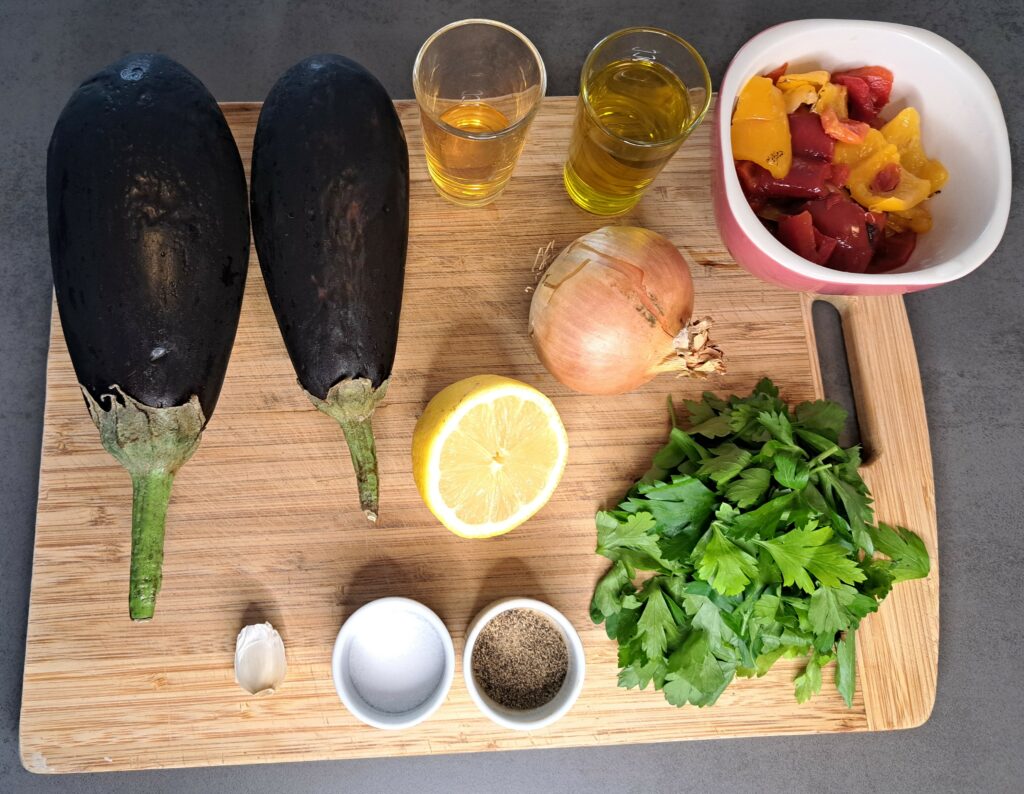 Melitzanosalata – Griechischer Auberginenkaviar-Zutaten