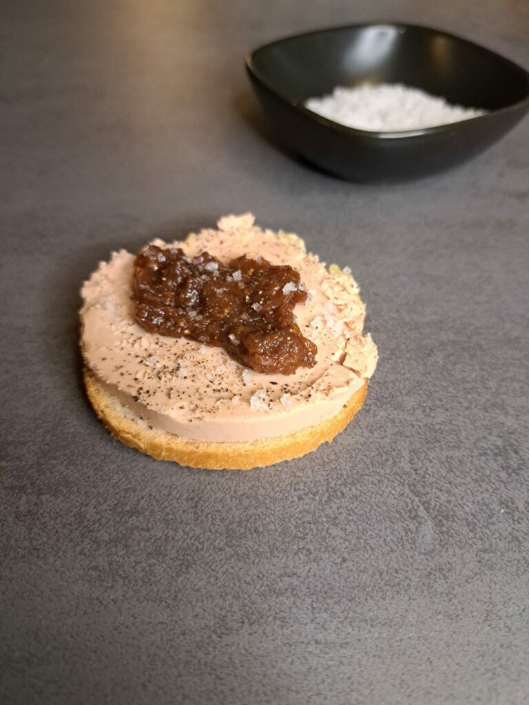 Foie Gras au Toast – Gänsestopfleber auf Toast mit Konfitüre-Lifestyle2Foie Gras au Toast – Gänsestopfleber auf Toast mit Konfitüre-Lifestyle2