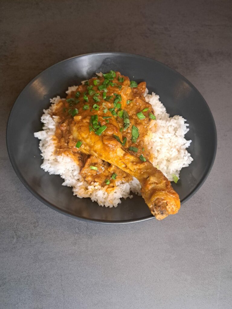 Poulet à la Moambe – Kongolesisches Hähnchen in Erdnusssauce-Lifestyle