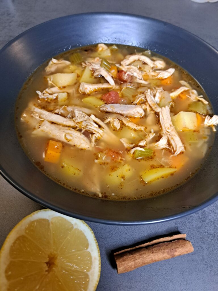 Shorbat Dajaj – Libanesische Hühnersuppe mit Zimt-Lifestyle1