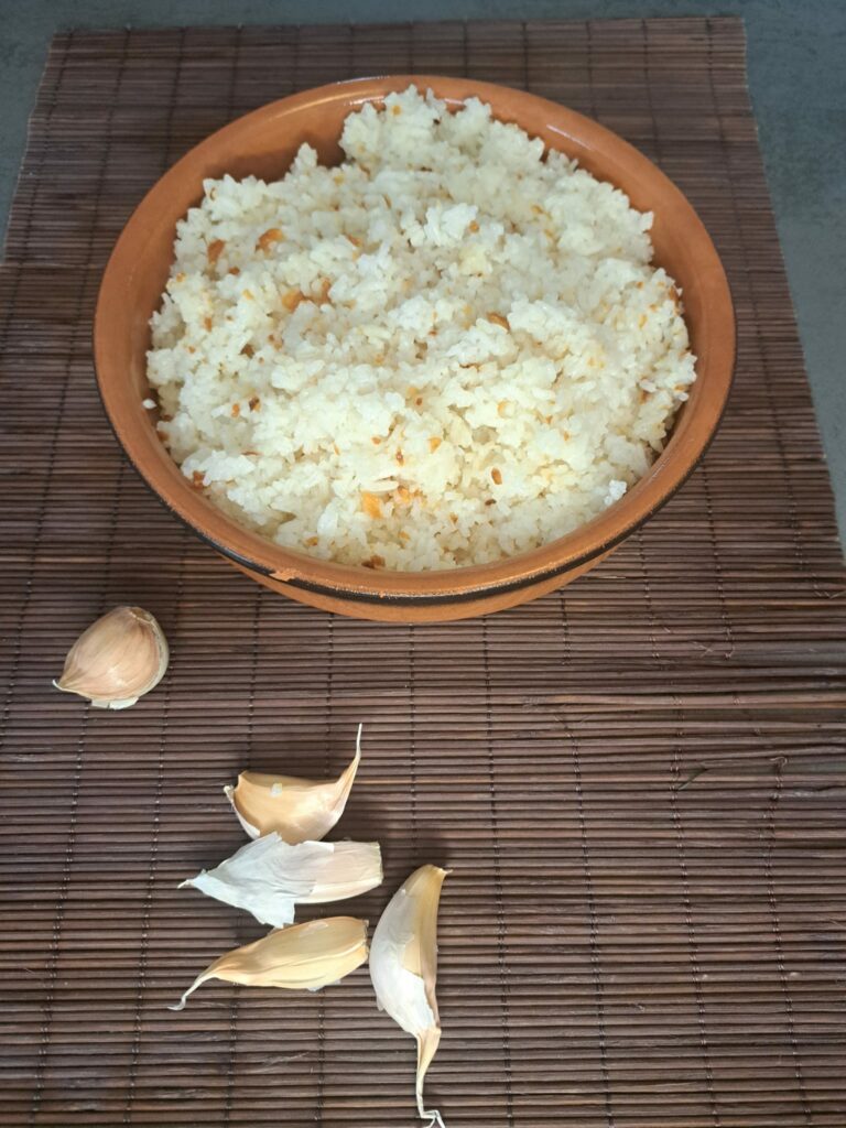 Sinangag – Philippinischer gebratener Knoblauchreis-Lifestyle2